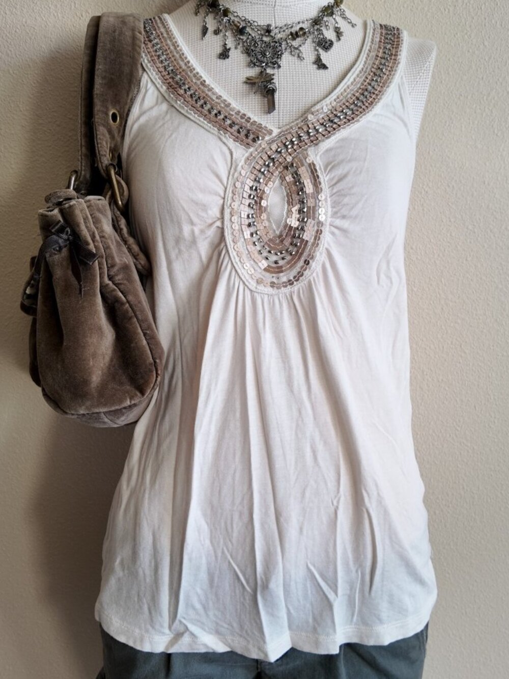 Boho Y2K beaded v neck tank top size small